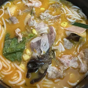 ramen and noodles, food