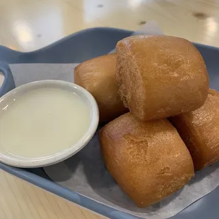 Milky Golden Buns