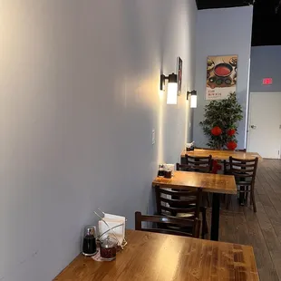 Dining area #tensecondscharlotte #charlottenc #charlottefoodscene #preservefootprints