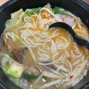 Spicy Sirloin Noodle Soup