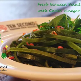 Fresh Seaweed Salad with Garlic Vinegar Sauce