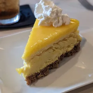 Lemon cheesecake