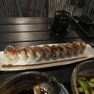 SPICY DOMO ROLL