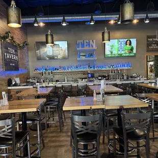 Seating and the bar