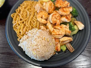 Fancy Sushi Asian Fusion