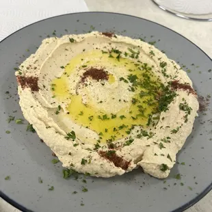 hummus with chicken &amp; pita bread