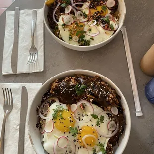 Chilaquiles de mole and chilaquiles divorciados