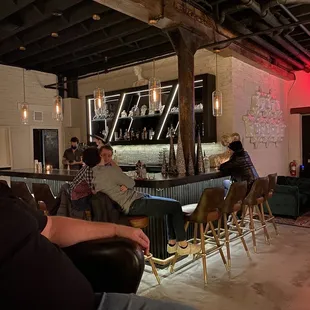 Back bar