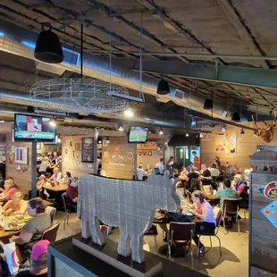 Full House Friday!!! Grand Opening Week