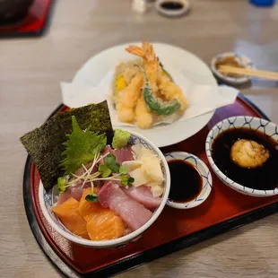 Tempura and Mixed Sashimi Combo