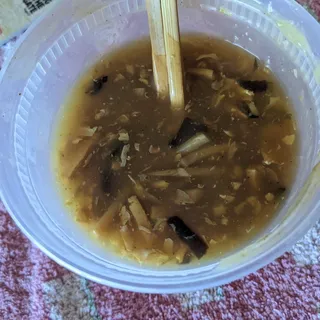 S2 Hot and Sour Soup