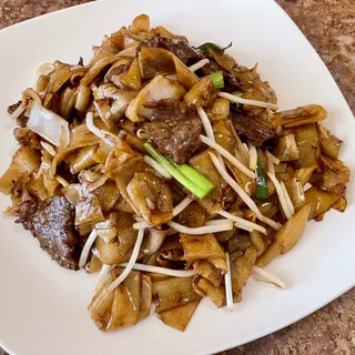 CF1 Beef Chow Fun