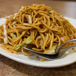 CF9 Chicken Chow Mein