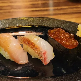 More nigiri