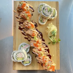 Seattle Sushi：salmon premium rolls &amp; California rolls