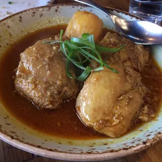 CHICKEN CARDAMOM CURRY (GF)