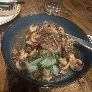 BABY BOK CHOY WITH MUSHROOMS (10)