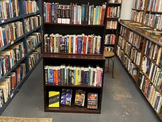 Burke's Books
