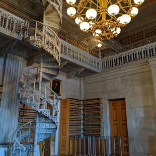 State Library/ Legislative Lounge