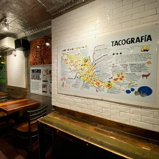 tables and a map of tacograria