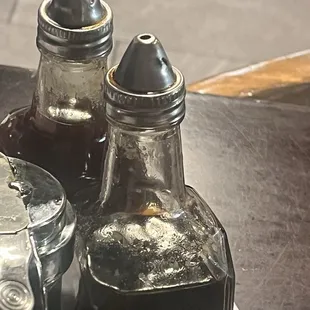 Sauces with gnats on them