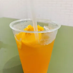 Sweet peach tea