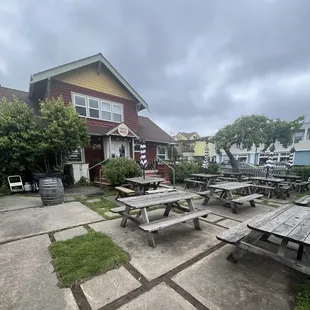 Lots of outside seating if it&apos;s a nice day