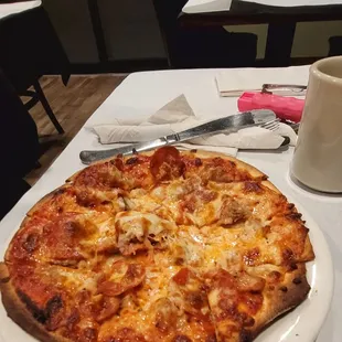 We had the Wed. Special. All you can eat 9 in pizza with 2 toppings with a drink purchase for about $9