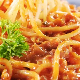 spaghetti and meat