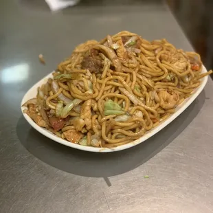 Combination Chow Mein