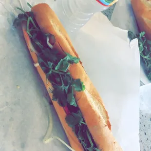 Dac Biet Sandwich