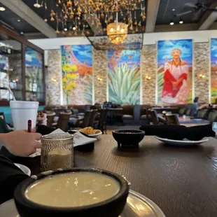 soups and chowder, interior