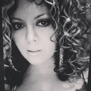 Aline L.