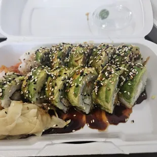 So fresh and delicious. Dragon rol