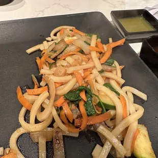 Udon with vegetables