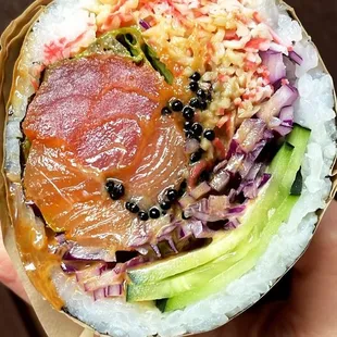 Sushi burrito