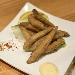 Kibinago-Karaage - deep-fried silver-stripe round herring