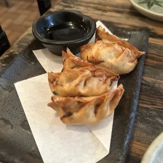 deep fired pork Gyoza