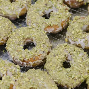 Lemon pistachio donut