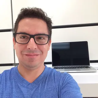 Roberto G.