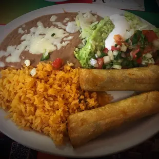 Lunch menu # 9, taquito plate