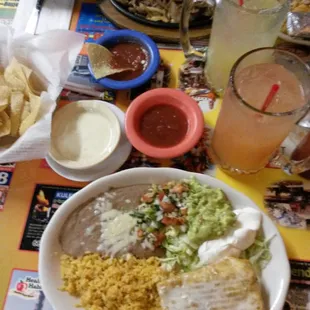 $5.00 Margarita!! Time to eat!