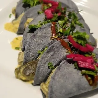 Dobladitas de Chile Poblano Plate