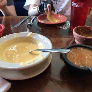 Queso and salsa