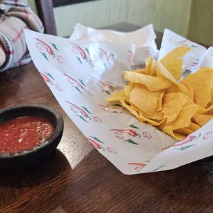 Chips and salsa (complimentary)