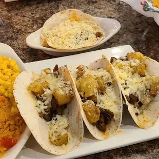 Steak and pineapples soft shell