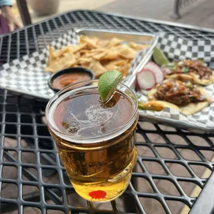 Modelo, birria tacos