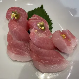 Tuna Sushi