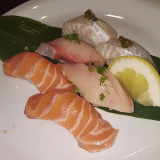 Salmon Sushi
