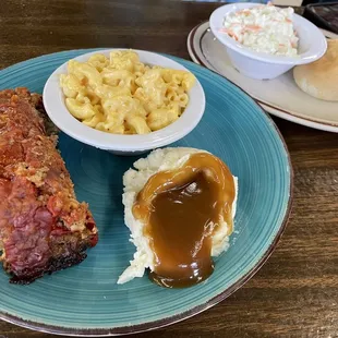 Meatloaf with Mac n Cheese, Mashed Potatoes &amp; Gravy, Coleslaw, Bun